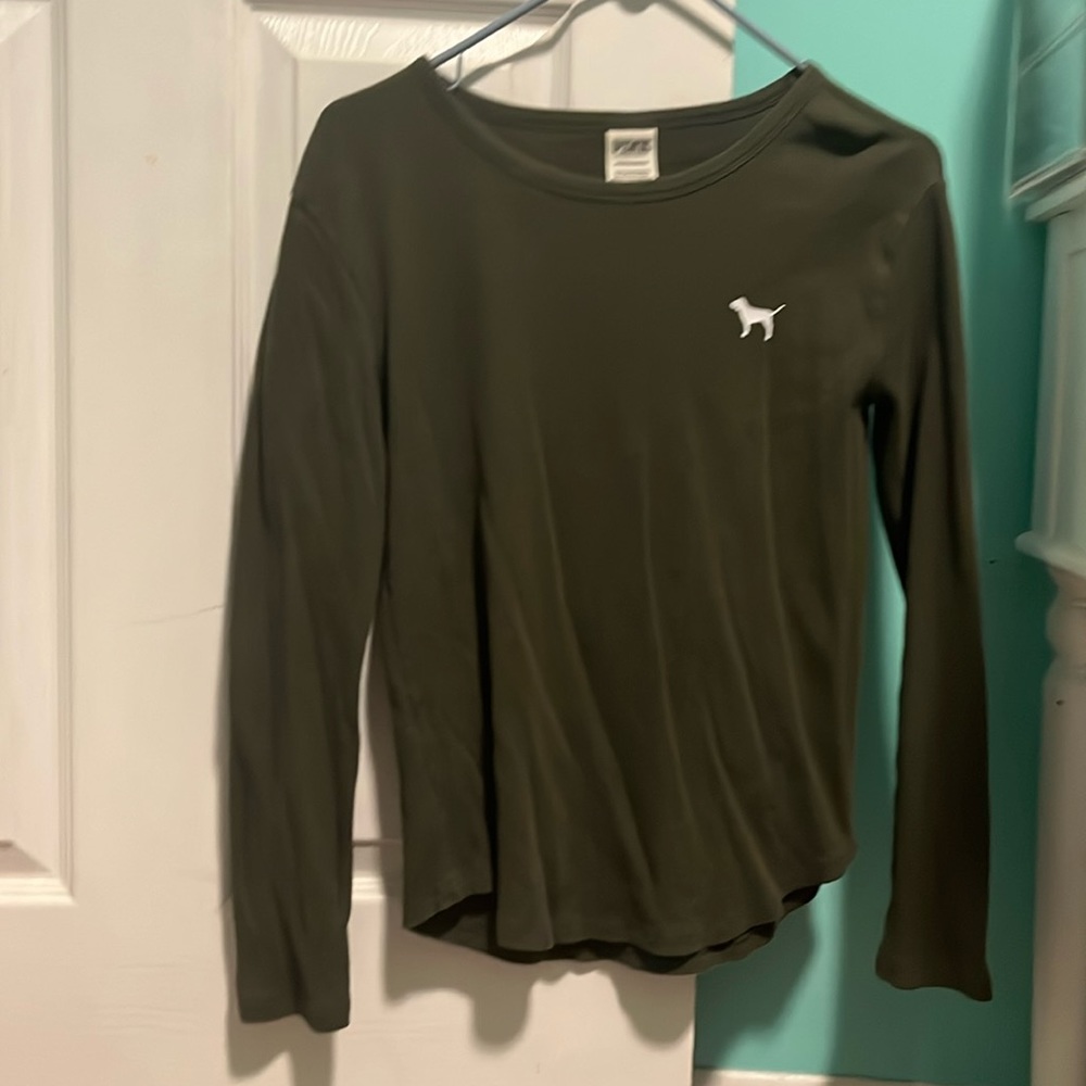 long sleeve green shirt